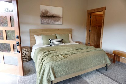 Wayah House Perfect for Family Glamping in Bryson City, NC - Bryson City, North Carolina - glamping.directory