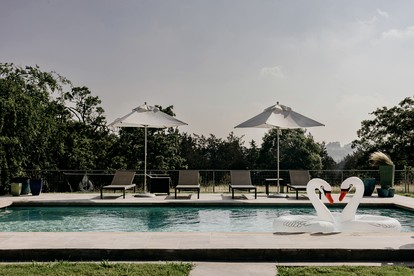 Heavenly Chic Ranch with Outdoor Pool and Impressive Backyard in Texas - Fredericksburg, Texas - glamping.directory