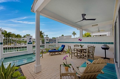 Beautiful Modern Vacation Rental for an Incredible Getaway in Duck Keys, Florida - Marathon, Florida - glamping.directory