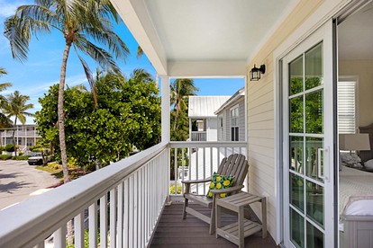 Beautiful Modern Vacation Rental for an Incredible Getaway in Duck Keys, Florida - Marathon, Florida - glamping.directory