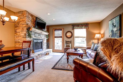 Gorgeous Rocky Mountain Cabin for a Family Getaway in Colorado - Silverthorne, Colorado - glamping.directory