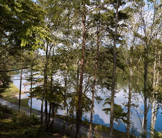 Lake View Glamping Tent with Forest Views in Bostic, North Carolina - Rutherfordton, North Carolina - glamping.directory