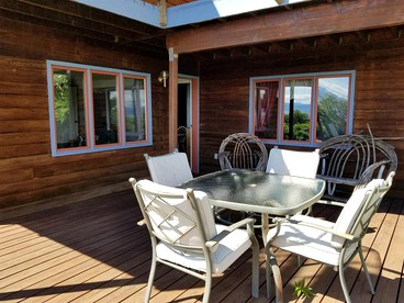 Gorgeous View from Comfortable Lodge Overlooking Kachemak Bay in Alaska - Homer, Alaska - glamping.directory