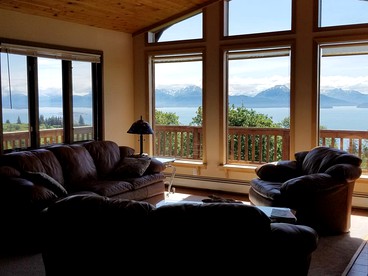 Gorgeous View from Comfortable Lodge Overlooking Kachemak Bay in Alaska - Homer, Alaska - glamping.directory