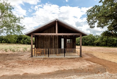 Colorful, Wheelchair Accessible Cabin for Two in Waco, Texas - glamping.directory