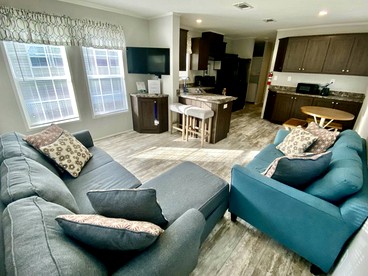 Embrace Nature in this Cottage Nestled Amidst Trees in Dunnellon, Florida - Dunnellon, Florida - glamping.directory