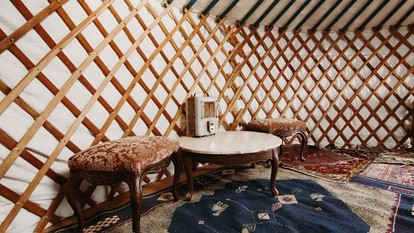 Stunning Yurt Surrounded by Forest for a Relaxing Getaway near Sequoia National Park in Dunlap, California - Dunlap, California - glamping.directory