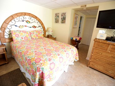 Picturesque Suite Rental on Captiva Island near Sanibel Island, Florida - Captiva, Florida - glamping.directory