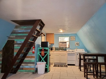 Charming Lakeside Cabin with Fire Pit & Private Dock Near Lake Cisco, Cisco, TX - Cisco, Texas - glamping.directory