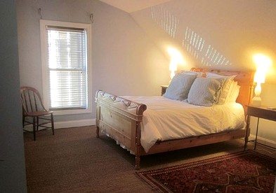Family-Friendly Cabin with Panoramic Mountain Views next to Pisgah National Forest - Pisgah Forest, North Carolina - glamping.directory