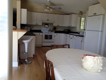 Family-Friendly Cabin with Panoramic Mountain Views next to Pisgah National Forest - Pisgah Forest, North Carolina - glamping.directory