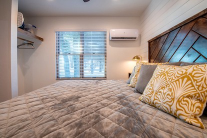 Waco, Texas Cabin for a Romantic Outdoor Glamping Adventure - Elm Mott, Texas - glamping.directory