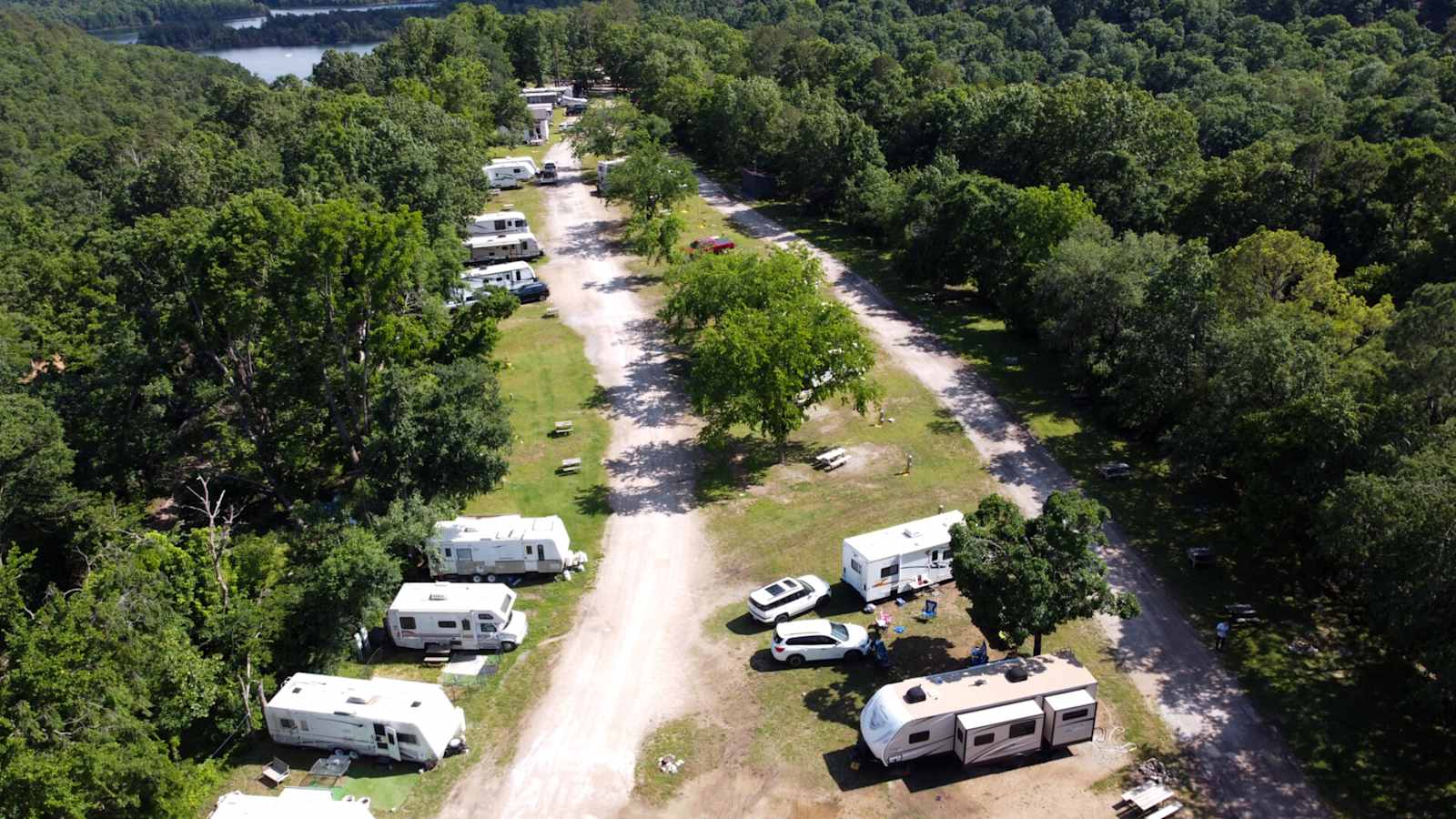 Beaver Lake Glamping & RV Resort - Rogers, Arkansas - glamping.directory