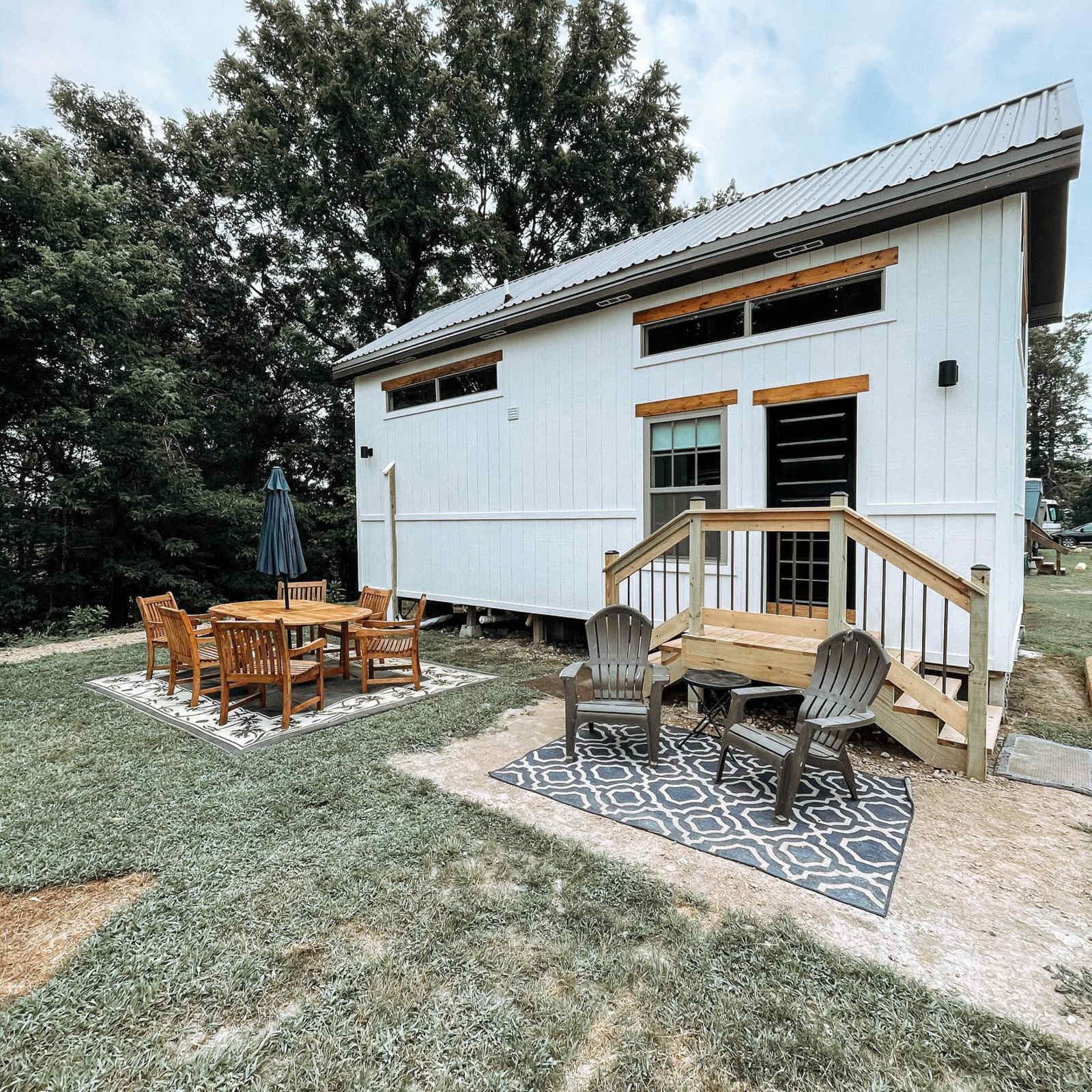 Beaver Lake Glamping & RV Resort - Rogers, Arkansas - glamping.directory