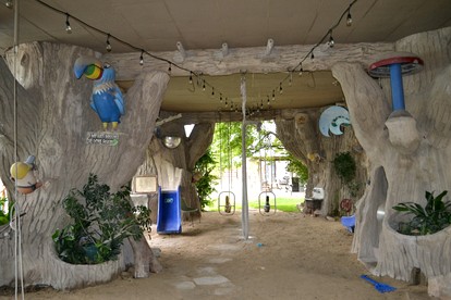 Impressive Tree House near the Guadalupe River in New Braunfels, Texas - New Braunfels, Texas - glamping.directory