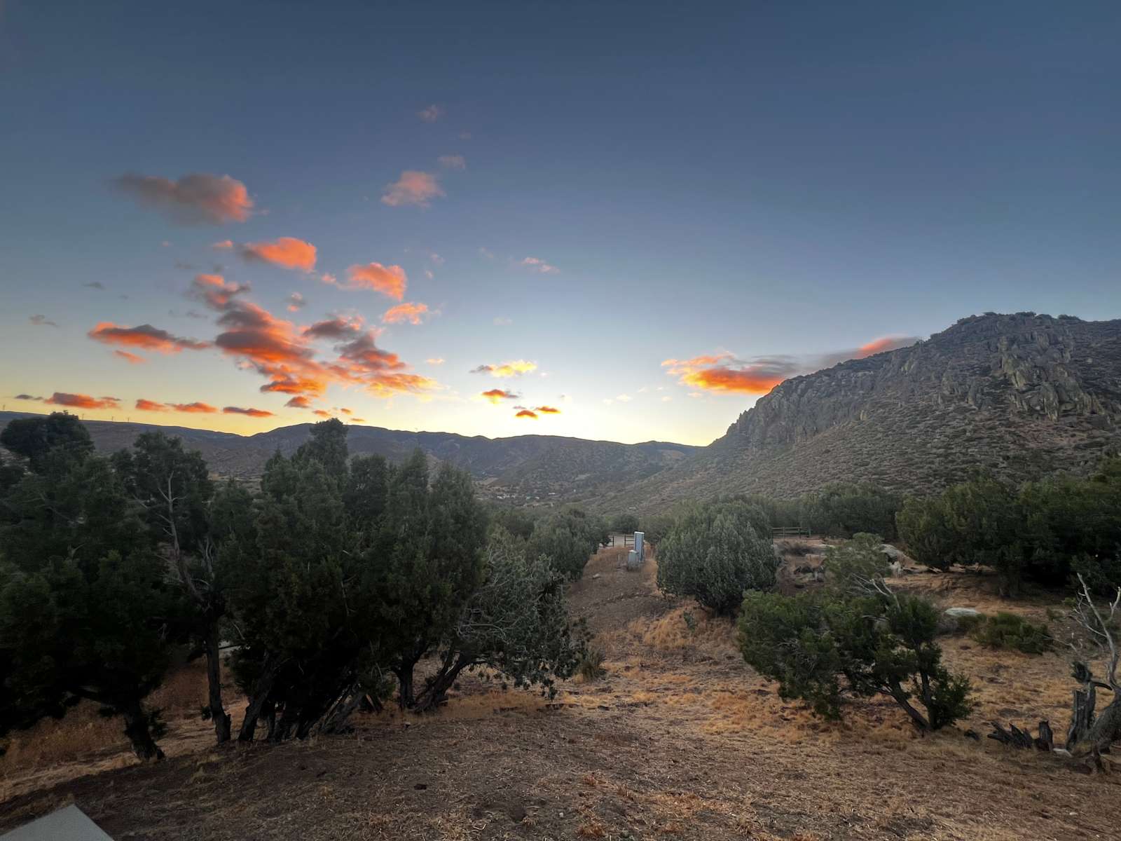 Hatch Ranch Loft - Tehachapi, California - glamping.directory