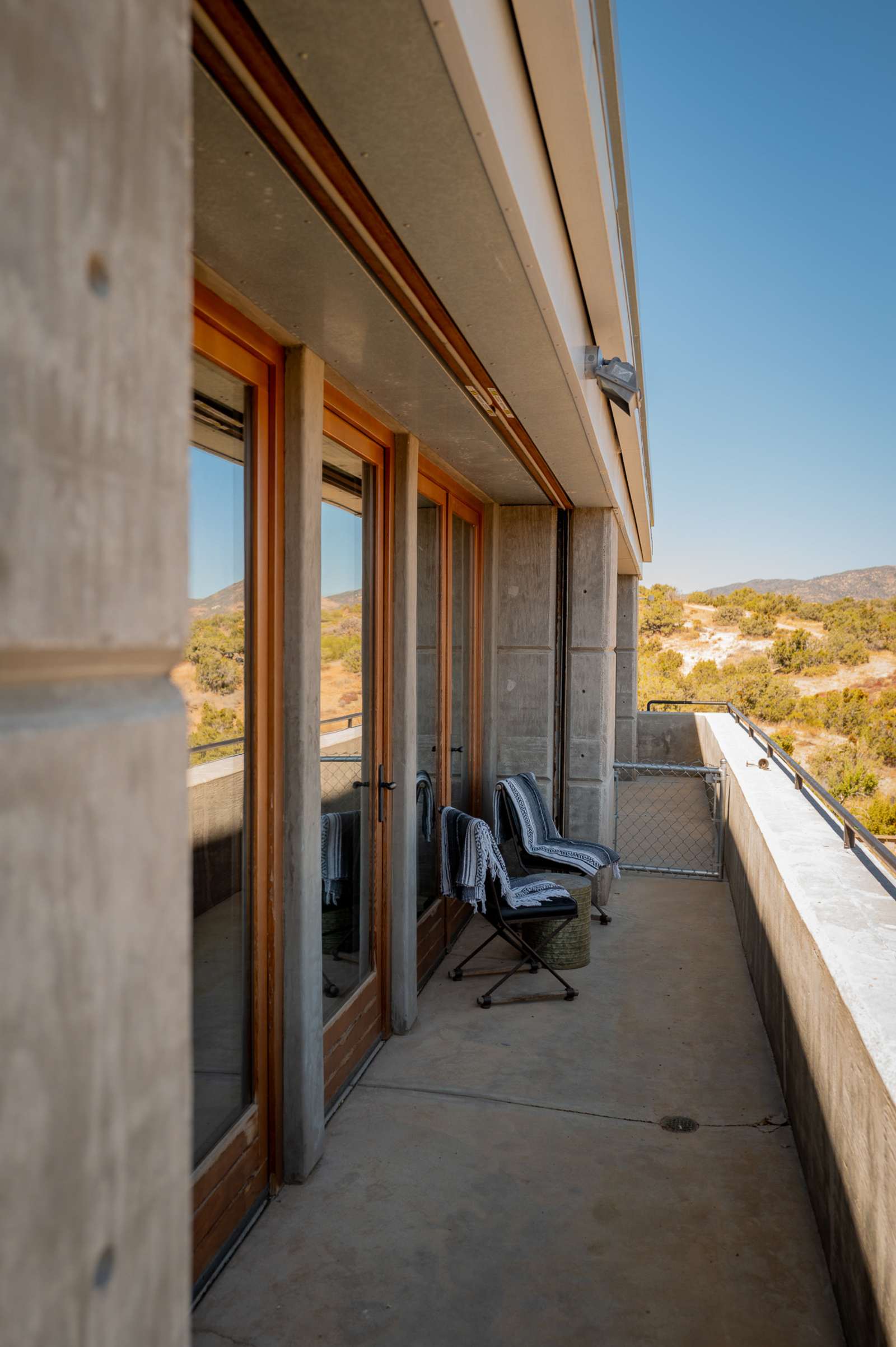 Hatch Ranch Loft - Tehachapi, California - glamping.directory