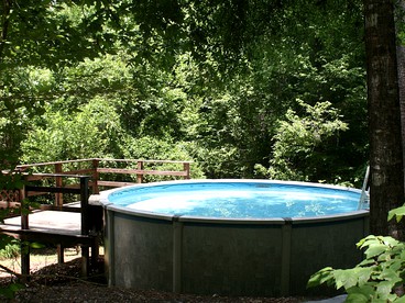 Secluded Forest Cabin Rental with Seasonal Pool near Natchez, Mississippi - Roxie, Mississippi - glamping.directory
