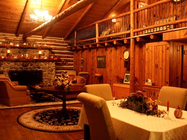 Impressive Cabin Rental in the Finger Lakes Region of Upstate New York - South Canandaigua, New York - glamping.directory