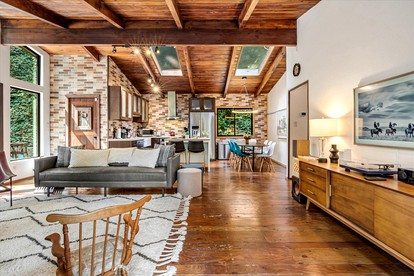 California Dream Vacation Rental for Unforgettable Family or Group Glamping in Monte Rio - Monte Rio, California - glamping.directory