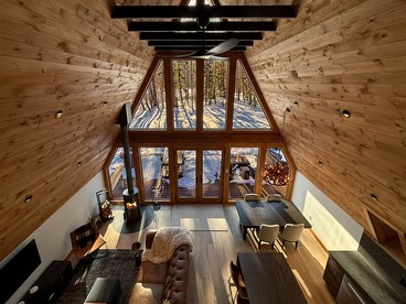 Luxurious A-Frame Retreat with Hot Tub and Fire Pit in Bartlett, New Hampshire - Bartlett, New Hampshire - glamping.directory