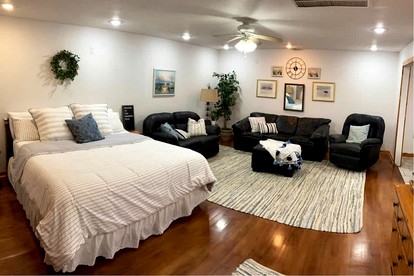 Breathtaking Cottage with Swimming Pool in Siloam Springs, Arkansas - Siloam Springs, Arkansas - glamping.directory