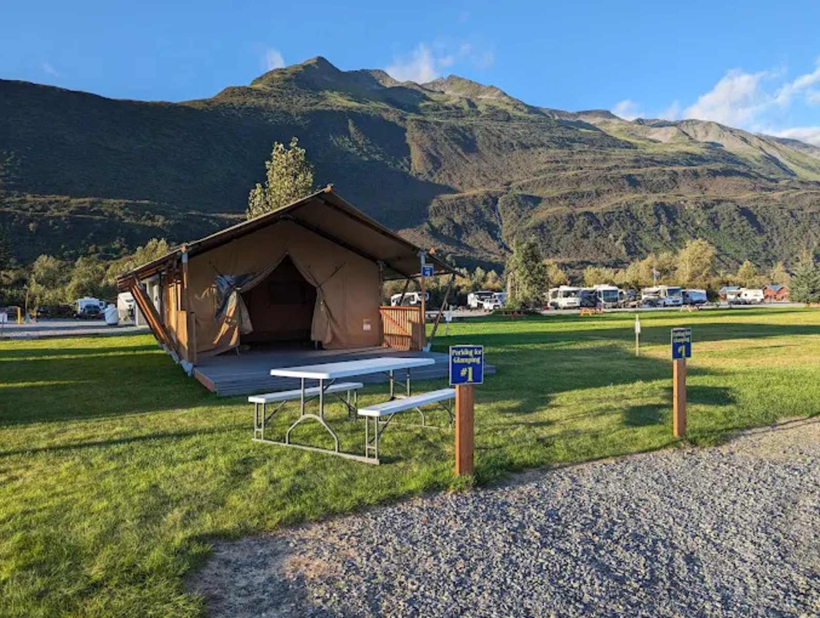 Eagles Rest RV Park - Valdez, Alaska - glamping.directory