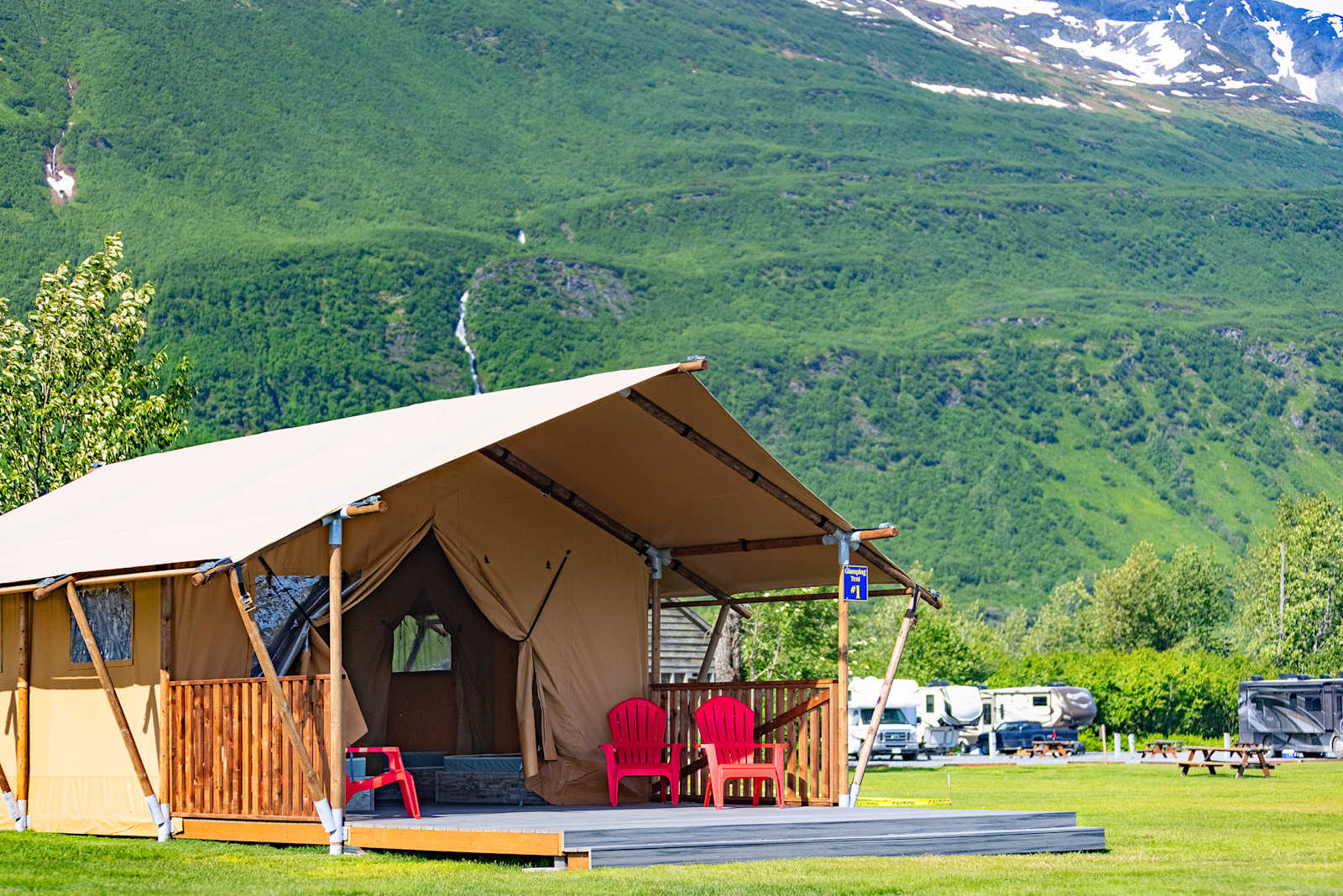 Eagles Rest RV Resort - glamping.directory