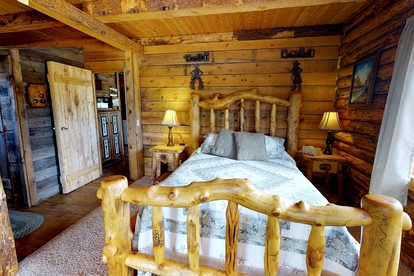 Picturesque Cabin with Barbecue and Fire Pit in Monticello, Utah - Monticello, Utah - glamping.directory