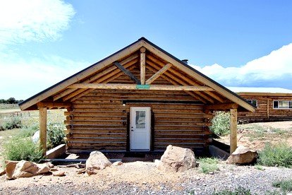 Gorgeous Wooden Rustic Cabin in Blanding, Utah - Blanding, Utah - glamping.directory