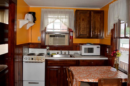 Charming Camping Rental for Fishing Enthusiasts in Laconia, New Hampshire - Weirs Beach, New Hampshire - glamping.directory