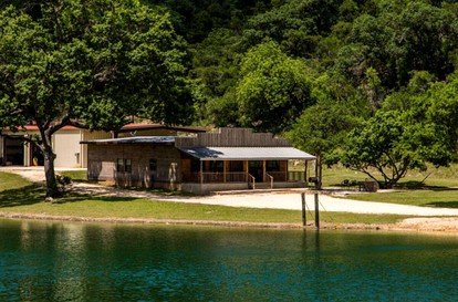 Miracle Lodge | Pool, Hot Tub & Scenic Views in Texas Hill Country - glamping.directory