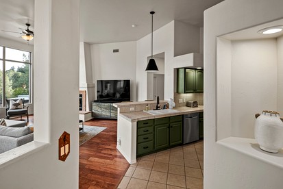 Intimate Wonderful Rental with Jacuzzi in Arizona - Sedona, Arizona - glamping.directory