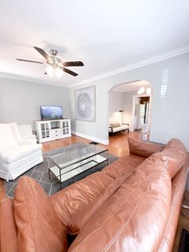 Amazing Cottage with Great Sights in Charlotte, North Carolina - Charlotte, North Carolina - glamping.directory
