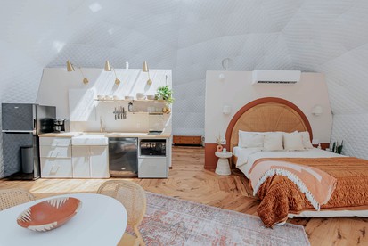 Georgia's Trendy Family Escape: Dome with Private Hot Tub in Cherry Log - Cherry Log, Georgia - glamping.directory