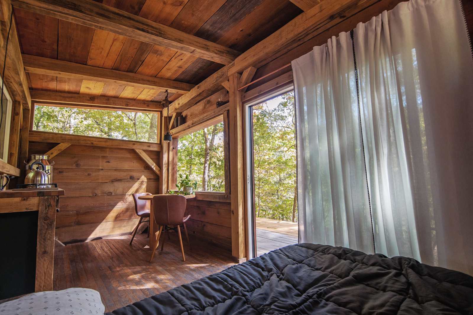 Catkins Creek - Berryville, Arkansas - glamping.directory