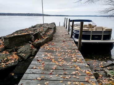 Lake Winnipesaukee Island for a Waterfront Glamping Getaway! - Alton Bay, New Hampshire - glamping.directory