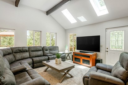 Relaxing Cabin Perfect for All the Family in Groveland, California - Groveland, California - glamping.directory