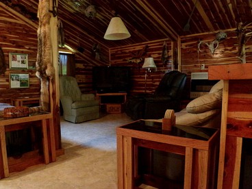 Farmhouse Cabin Getaway near Ozark Forest in Arkansas - Marshall, Arkansas - glamping.directory