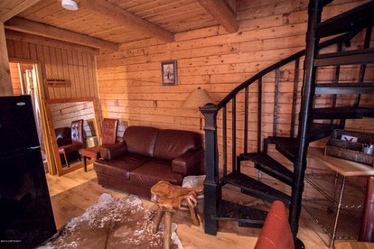 Getaway Cabin Rental with Stunning Kenai River Views in Kenai Peninsula, Alaska - Sterling, Alaska - glamping.directory
