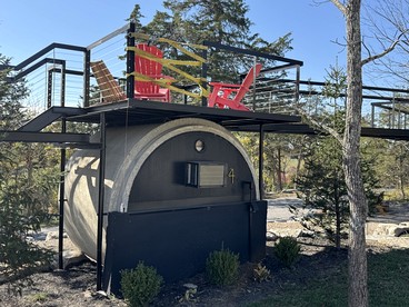 Impressie Tube Vacation Rental with Fire Pit in Danville, Kentucky - Danville, Kentucky - glamping.directory