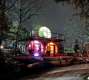 Impressie Tube Vacation Rental with Fire Pit in Danville, Kentucky - Danville, Kentucky - glamping.directory