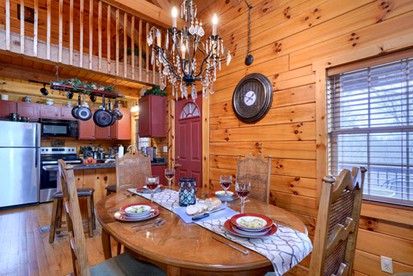 Wonderful Ohio Getaways in this Wonderful Cabin Rental with Hot Tub - Logan, Ohio - glamping.directory