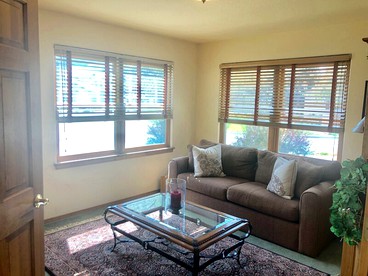 Impressive Cabin Rental on a Golf Course for Getaways in Durango, Colorado - Durango, Colorado - glamping.directory