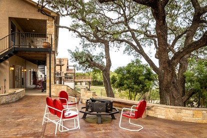 Expansive Pet-Friendly Lakeside Vacation Rental with Fenced Yard in Canyon Lake, Texas - Canyon Lake, Texas - glamping.directory