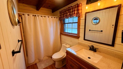 Cozy Cabin Retreat with Lake Access & Year-Round Adventure in Greenville, Maine - Greenville, Maine - glamping.directory