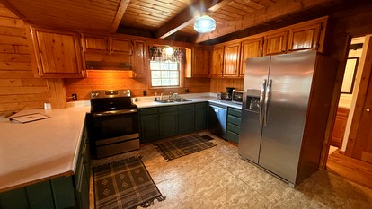 Cozy Cabin Retreat with Lake Access & Year-Round Adventure in Greenville, Maine - Greenville, Maine - glamping.directory