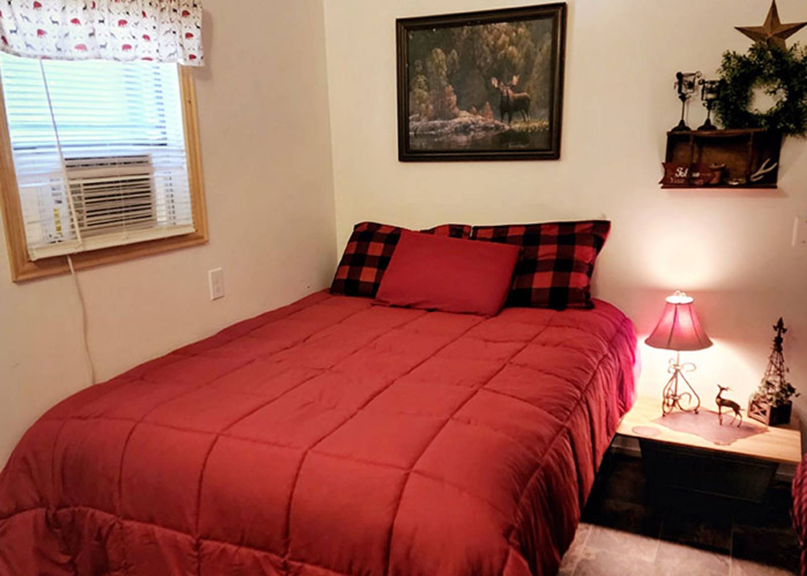 Cozy Cabin The Ozarks - Hagarville, Arkansas - glamping.directory