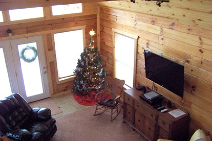 Two-Story Log Cabin Rental with a Hot Tub near Upper Meramec River, Missouri - Steelville, Missouri - glamping.directory