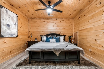 Fantastic Cabin with Hot-tub and Gorgeous Sights in Pittman Center, Tennessee - Pittman Center, Tennessee - glamping.directory